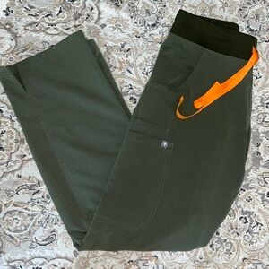 FIGS KADE MOSS SCRUB PANTS